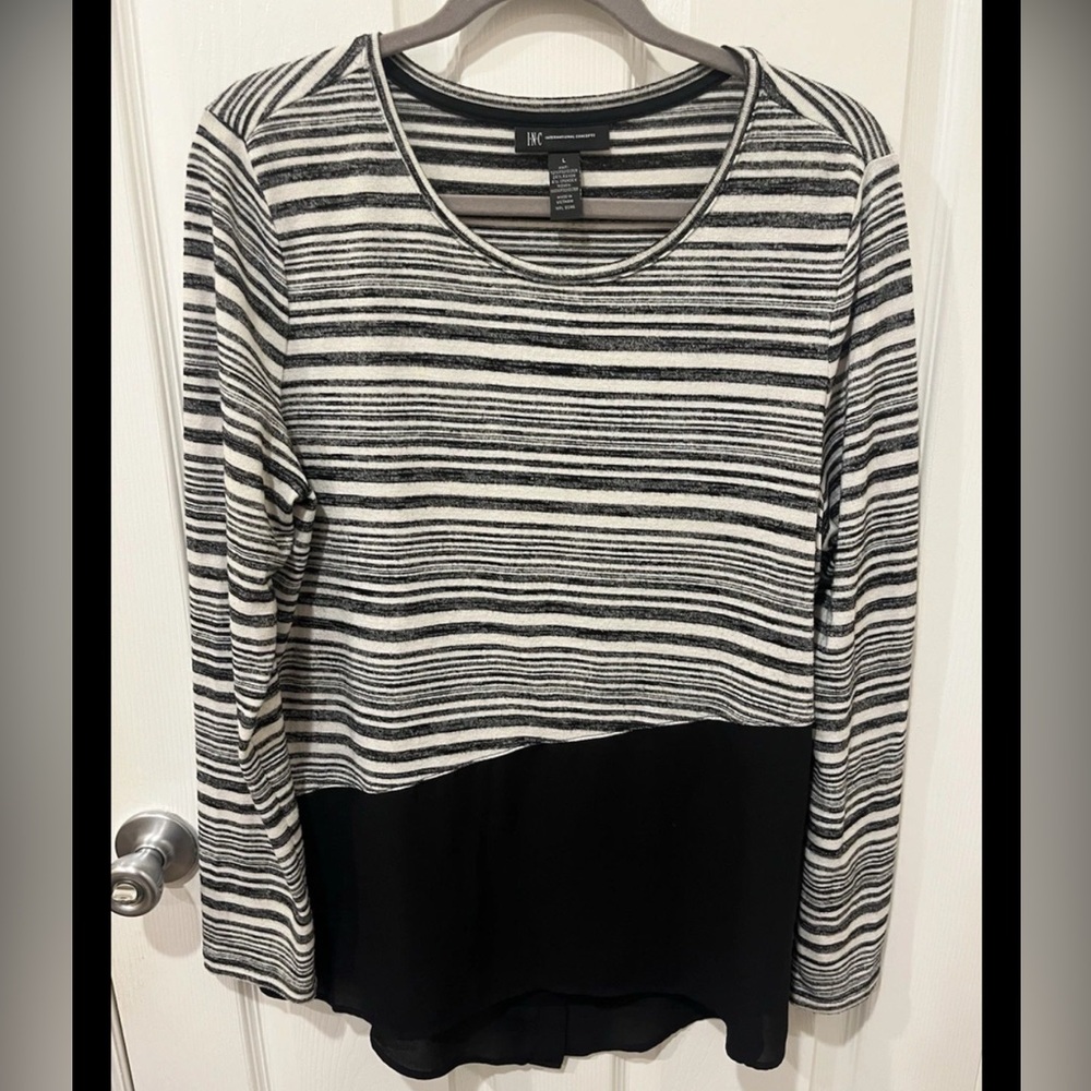 INC Black/white Striped Tunic Light Sweater Sheer Black Bottom